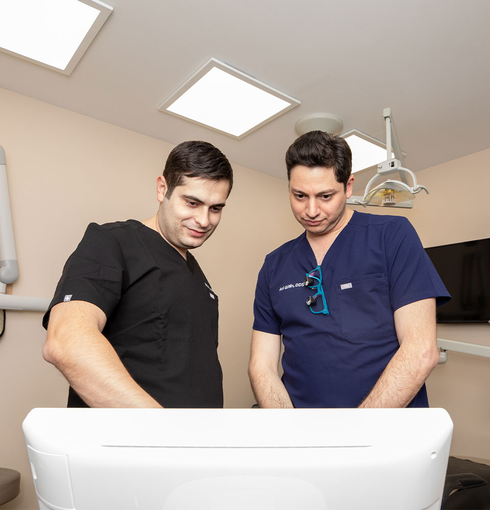 The Longevity of Dental Implants: A Complete Guide to Long-Lasting Smiles